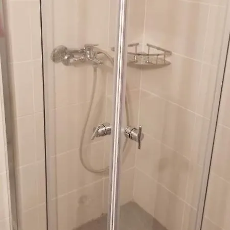 Με Θεα Το Λιμανι Appartement Piraeus Buitenkant foto