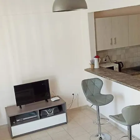 Με Θεα Το Λιμανι Appartement Piraeus Buitenkant foto