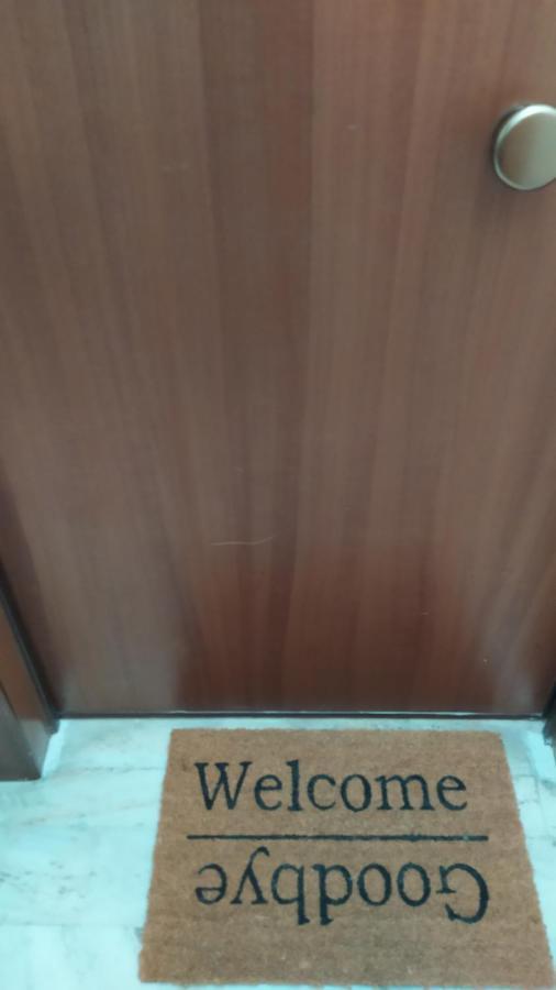 με θεα το λιμανι Apartment *
