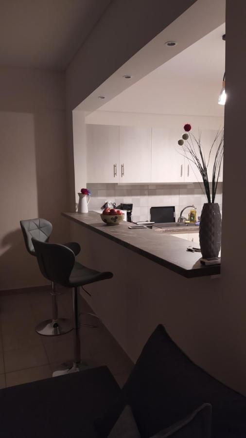 με θεα το λιμανι Apartment