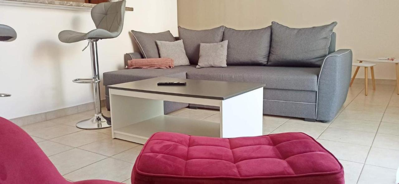 Apartment με θεα το λιμανι *