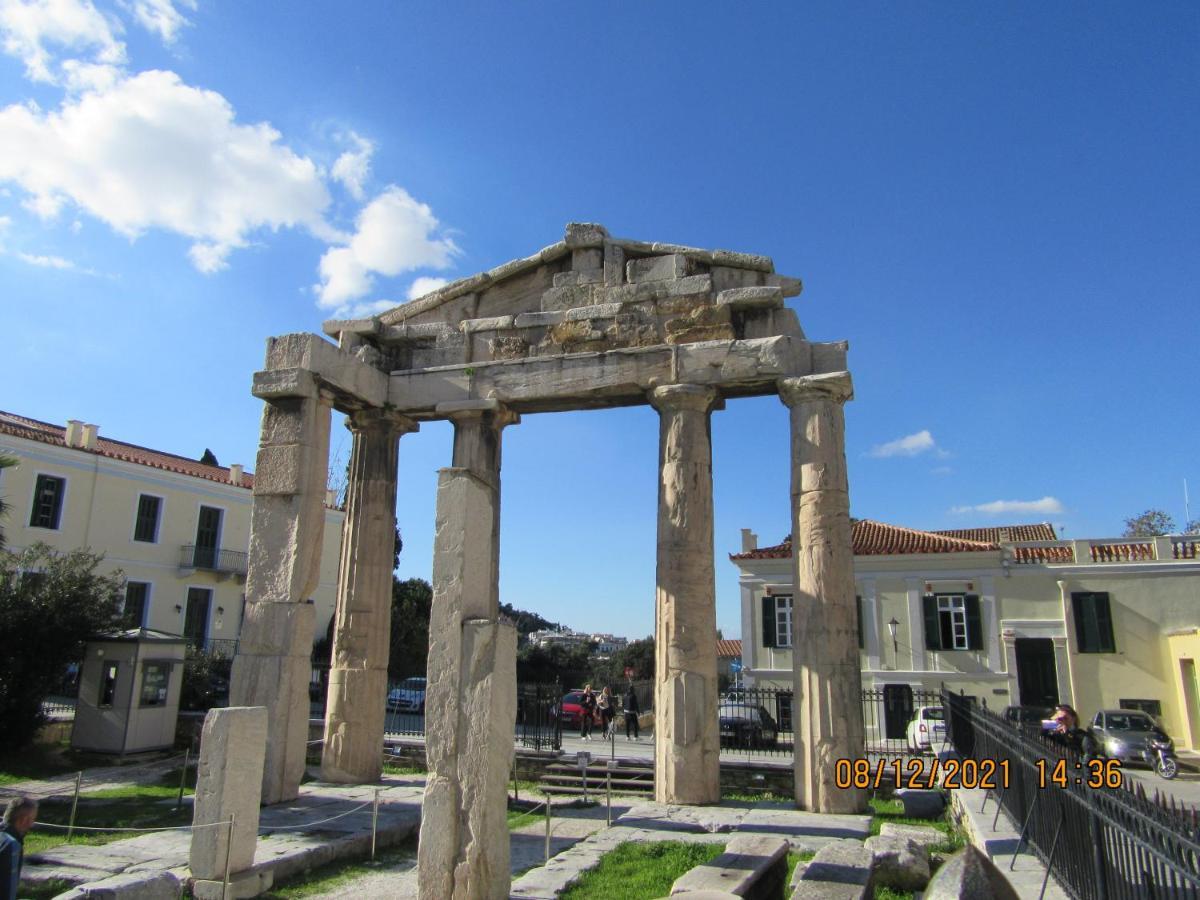 με θεα το λιμανι